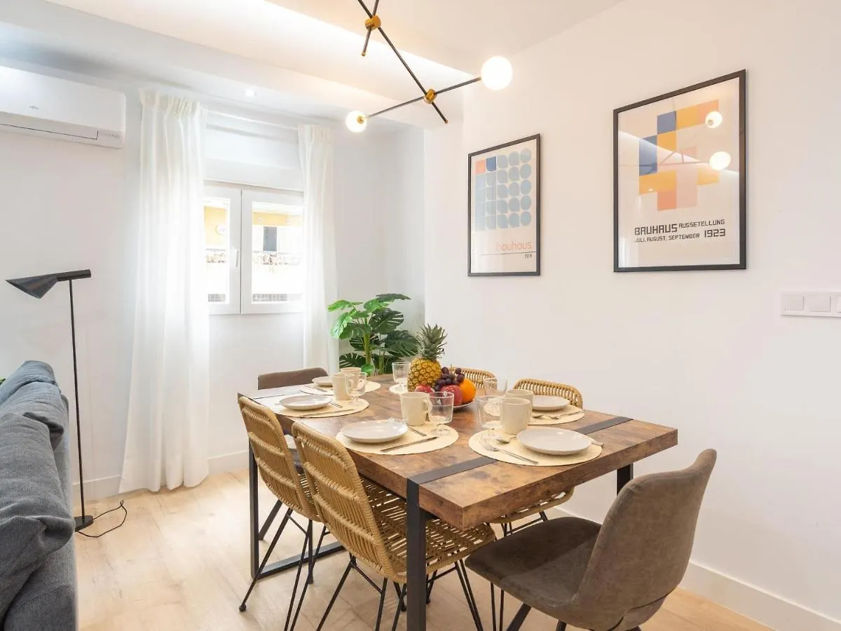 Gorgeous Renovated Apartment 2Br Ac Malaga
