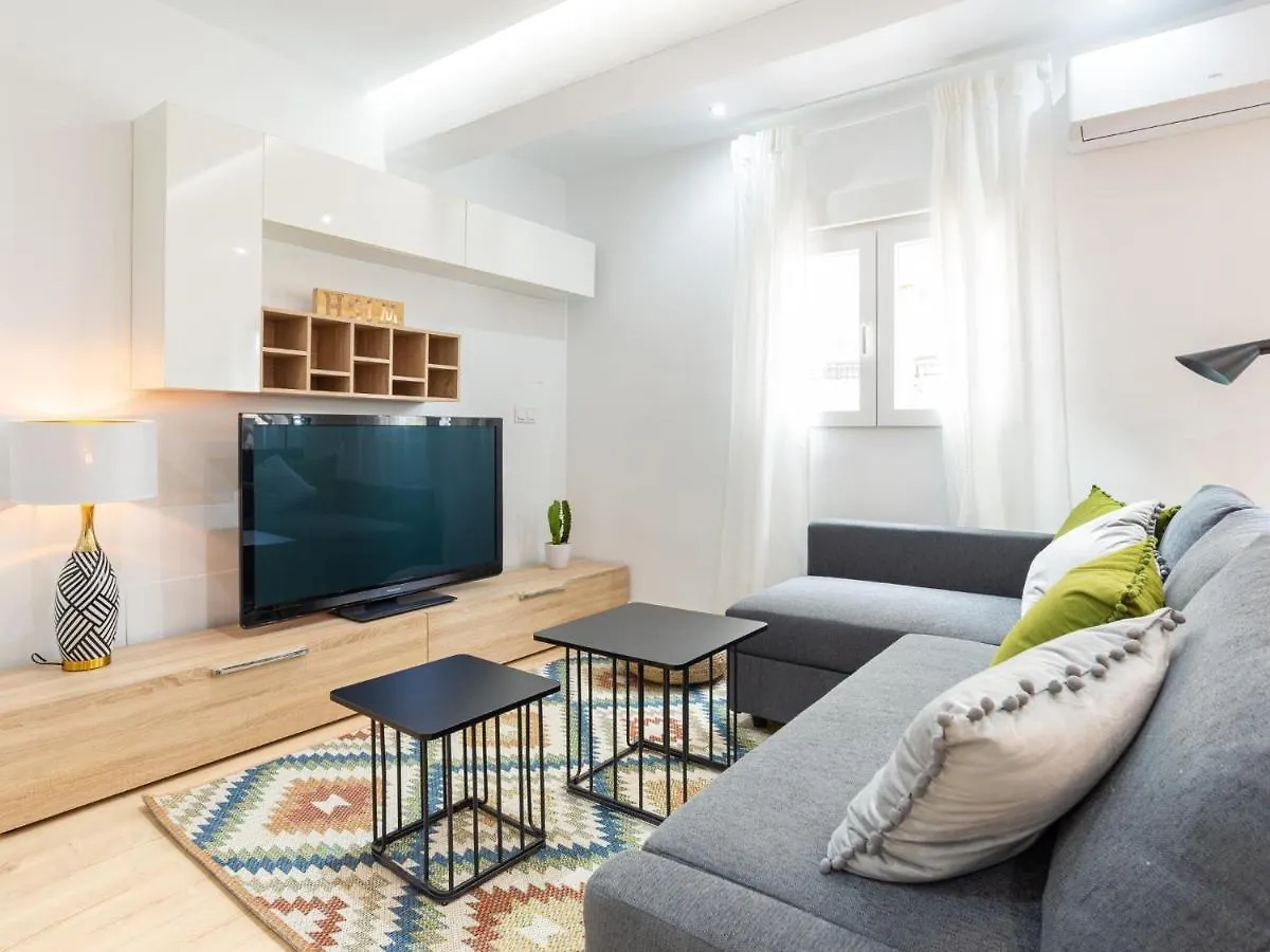Gorgeous Renovated Apartment 2Br Ac Malaga