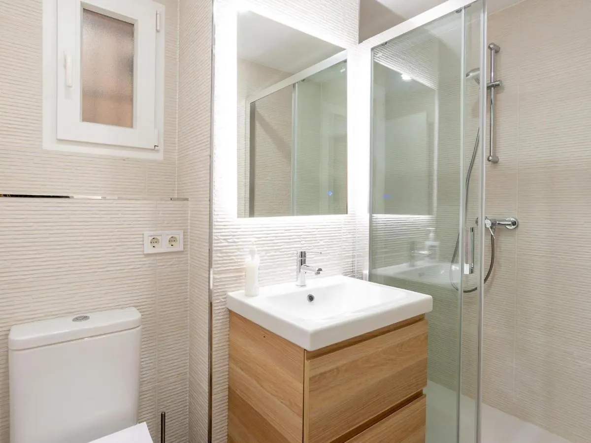 Gorgeous Renovated Apartment 2Br Ac Malaga