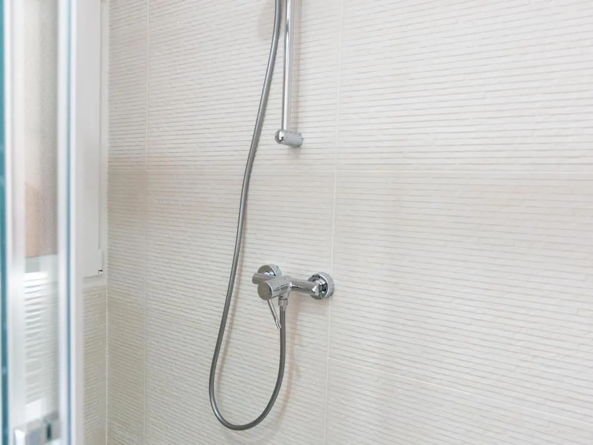 Gorgeous Renovated Apartment 2Br Ac Malaga 0*,  Spain